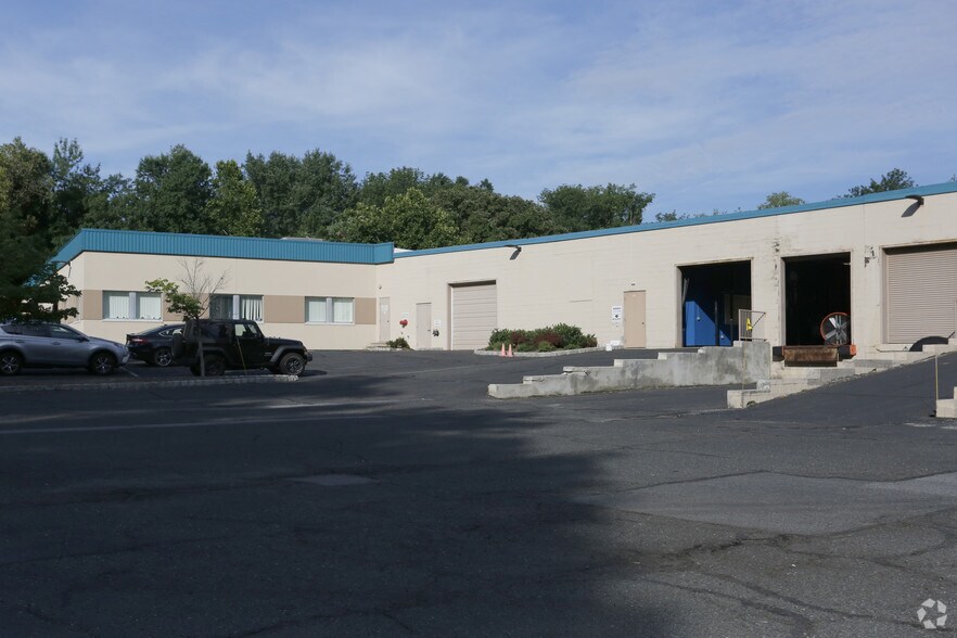 More Photos Of 100 Passaic Ave, Chatham Flex For Lease