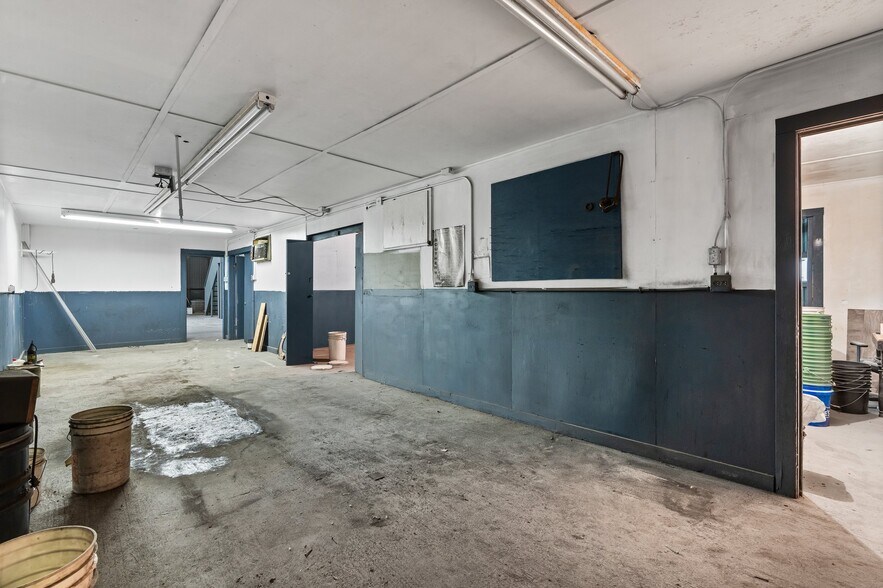 More Photos Of 3314 Carr St, Houston Manufacturing For Sale