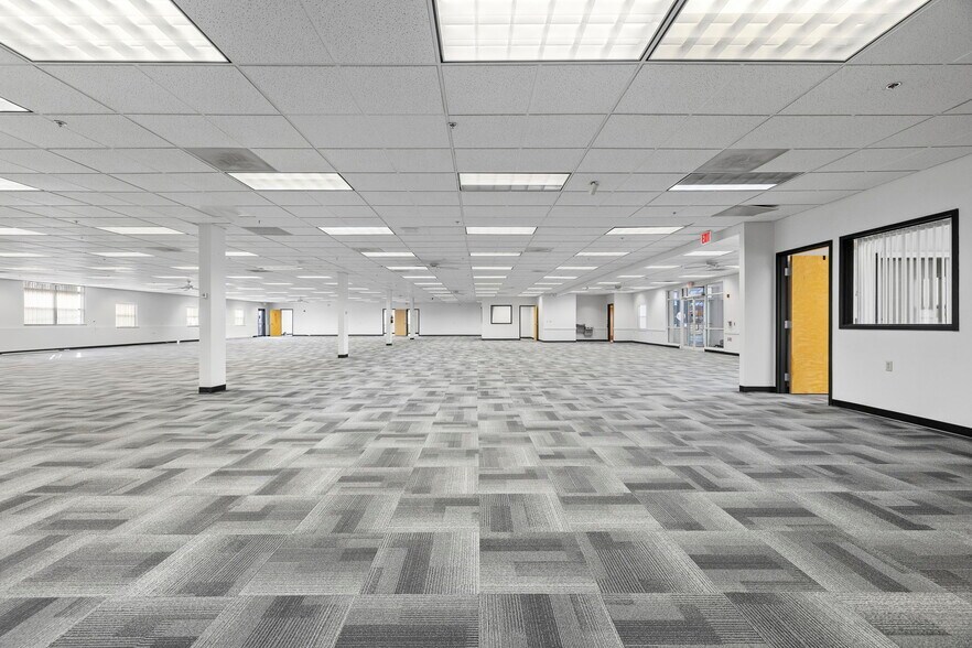 More Photos Of 4240 S Lees Summit Rd, Independence Office For Lease