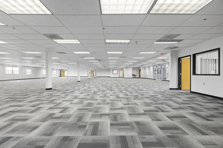 More Photos Of 4240 S Lees Summit Rd, Independence Office For Lease