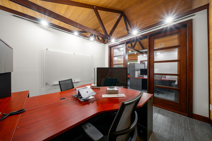 More Photos Of 5830 W Gulf To Lake Hwy, Crystal River Office For Sale