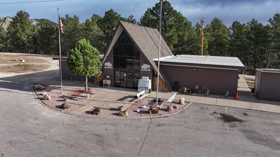 More Photos Of 1116 N 5th St, Custer Trailer Camper Park For Sale