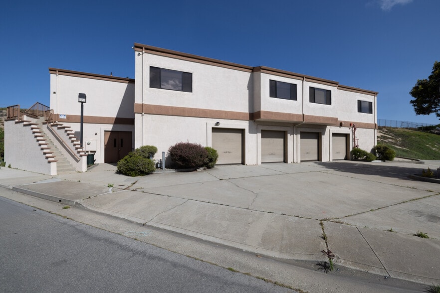 More Photos Of 1801 Catalina St, Seaside Research And Development For Sale