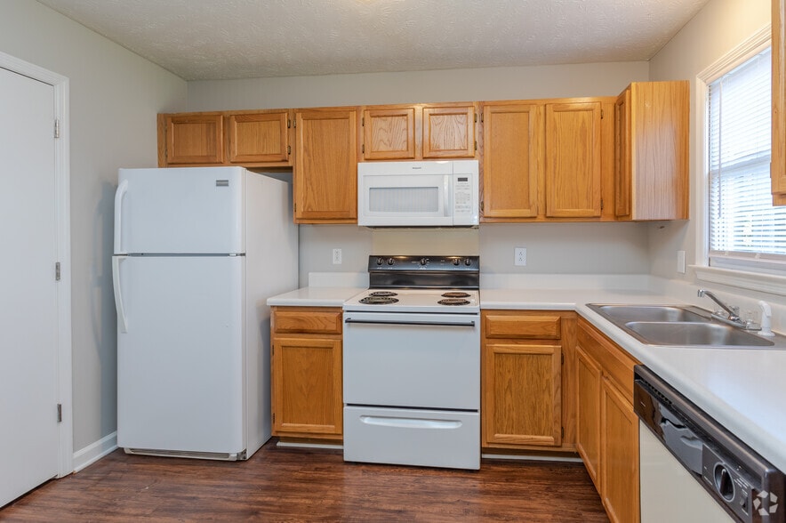 More Photos Of 5217-5336 Tern Pl, Fayetteville Apartments For Sale