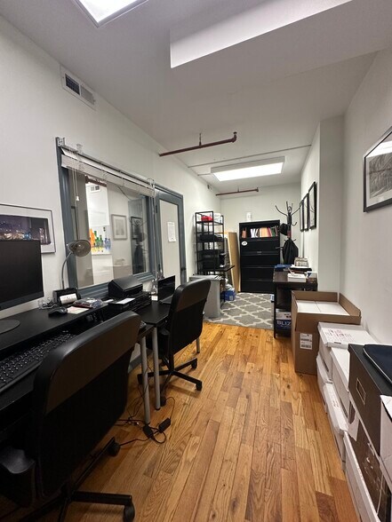 More Photos Of 527 Court St, Brooklyn Apartments For Lease