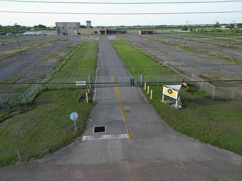 More Photos Of 38963 23 Hwy, Buras Warehouse For Sale