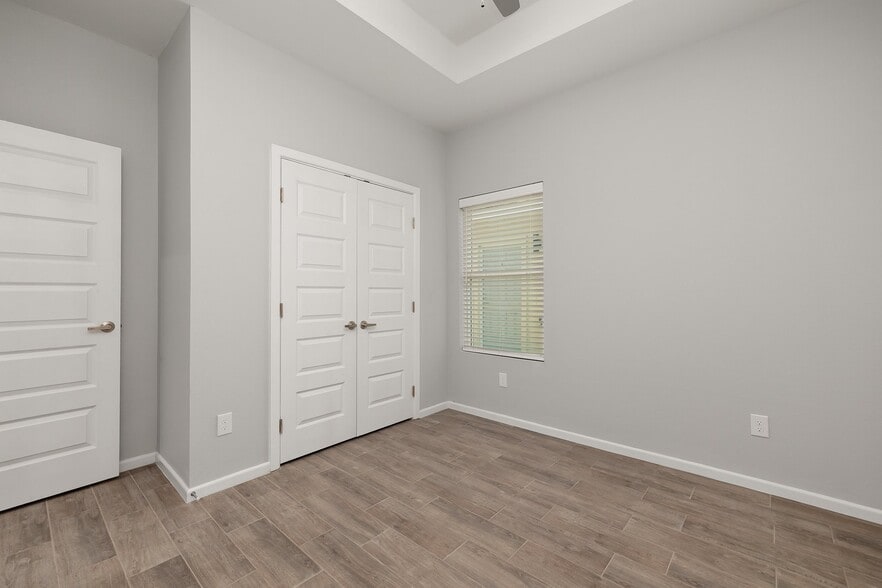 More Photos Of 1601 Hyatt Ave, Pharr Multifamily For Sale