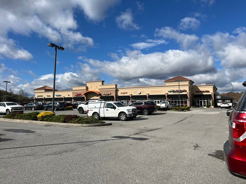 More Photos Of 139 Conference Center Way, Bridgeport General Retail For Lease