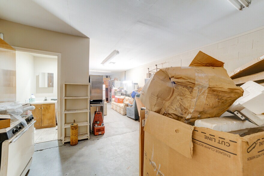 More Photos Of 1901 Waugh Dr, Houston General Retail For Sale