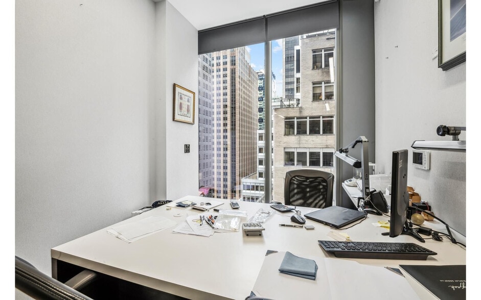 More Photos Of 50 W 47th St, New York Office Residential For Sale