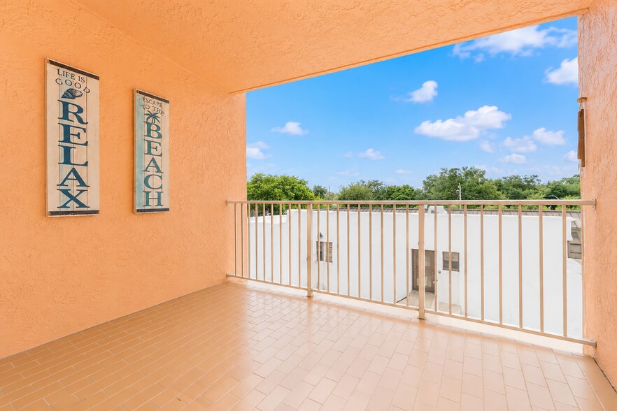 More Photos Of 2400 NW 16th Street Rd, Miami Apartments For Sale
