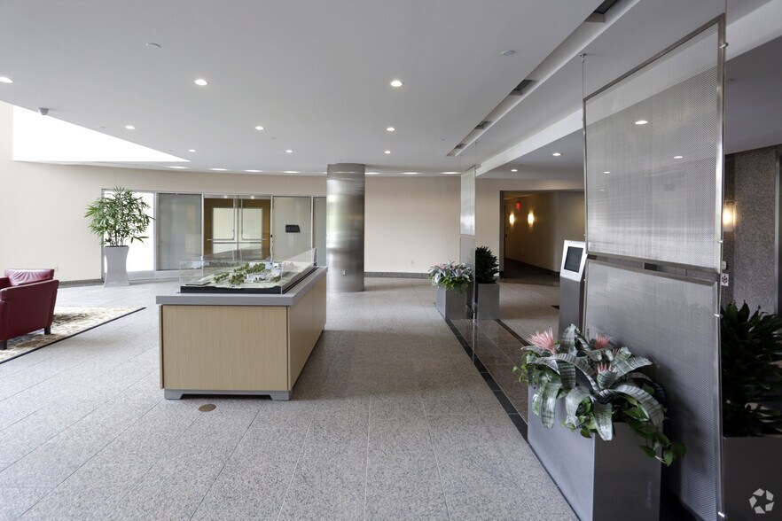 More Photos Of 4000 Chemical Rd, Plymouth Meeting Office For Lease