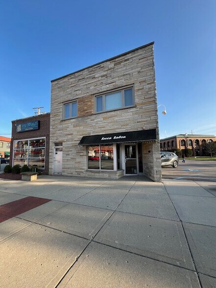 More Photos Of 11 Highwood Ave, Highwood Health Club For Lease