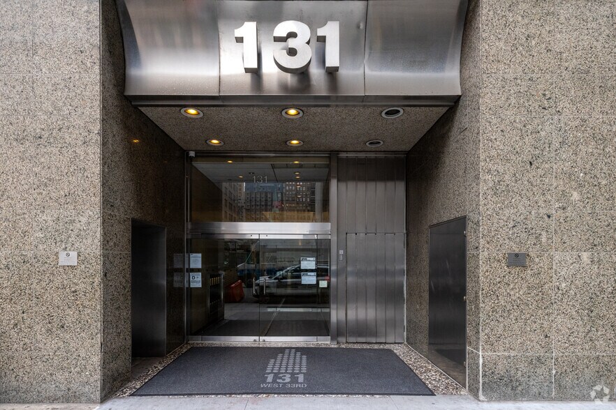 More Photos Of 131 W 33rd St, New York Office For Lease