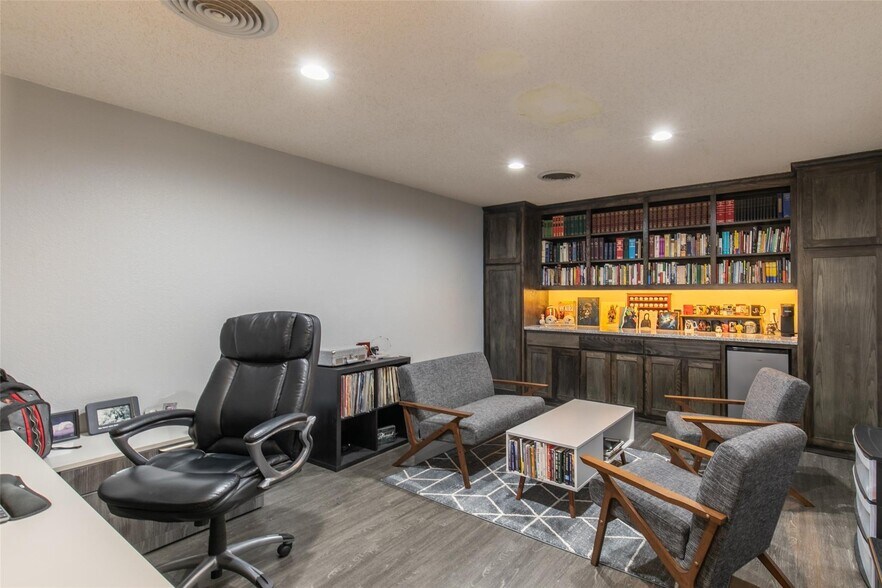 More Photos Of 434 Jefferson St E, Sulphur Springs Religious Facility For Sale