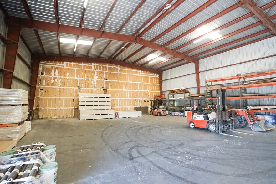 More Photos Of 3118 West Ave, Ceres Warehouse For Sale