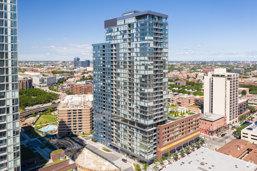 Primary Photo Of 1140 N Wells St, Chicago Apartments For Lease