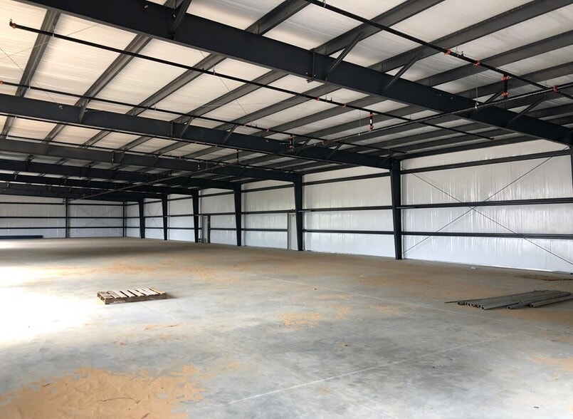 More Photos Of 776 business park blvd, Winter Garden Warehouse For Lease