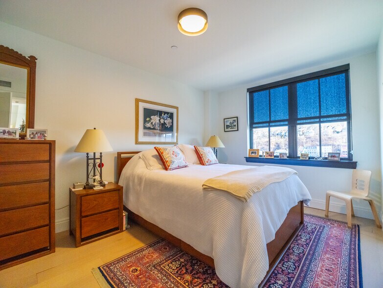 More Photos Of 100 Northampton St, Easton Apartments For Sale