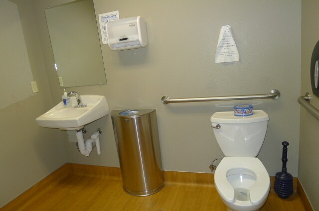 More Photos Of 406 1st Ave S, Lewistown Medical For Sale