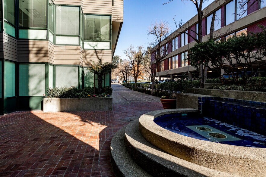 More Photos Of 3697 Mount Diablo Blvd, Lafayette Office For Lease