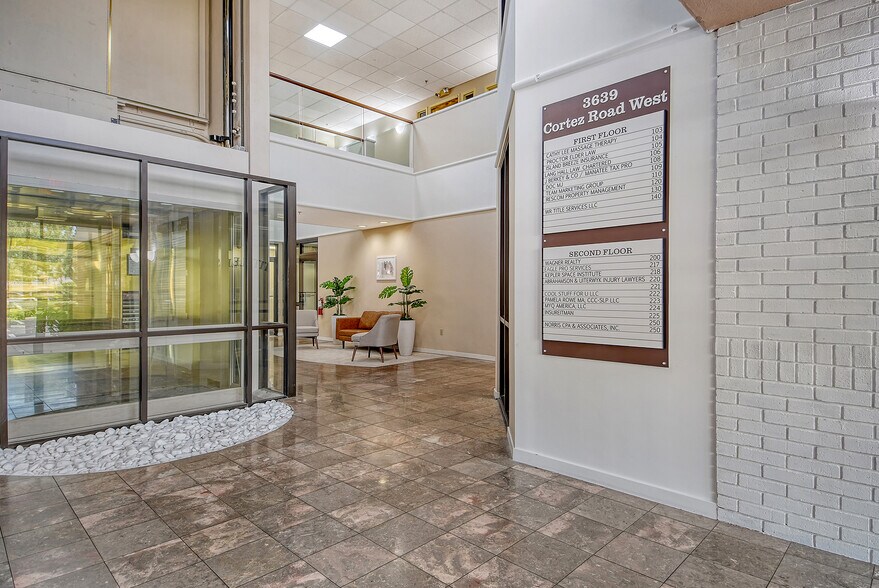 More Photos Of 3639-3711 Cortez Rd W, Bradenton Office For Lease