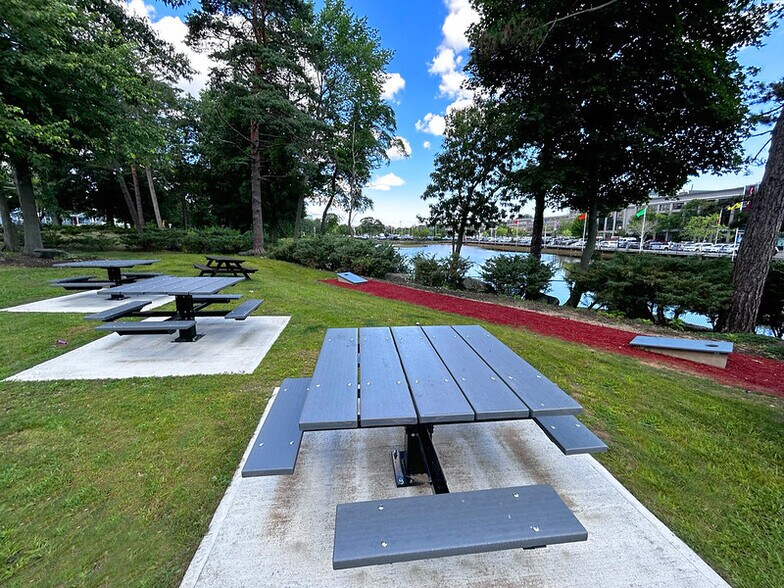 More Photos Of 100 Cummings Ctr, Beverly Coworking Space