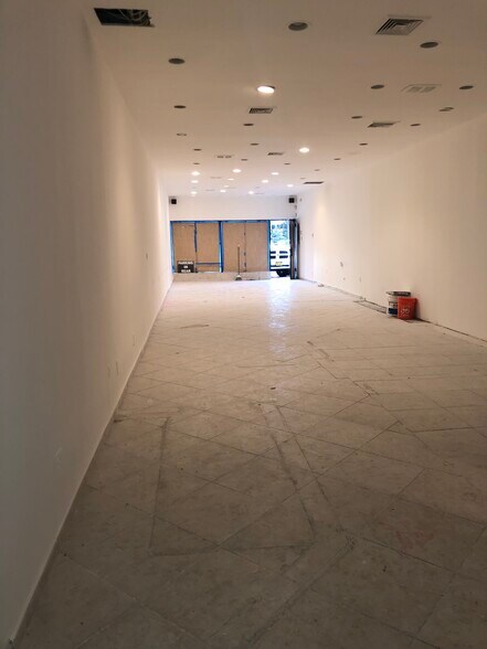 More Photos Of 1300 Hylan Blvd, Staten Island General Retail For Sale