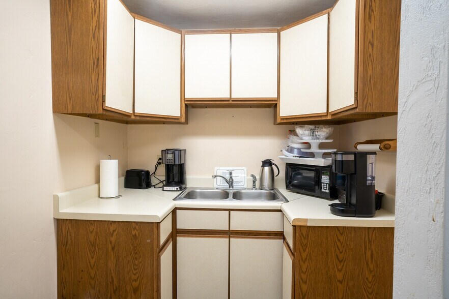 More Photos Of 4015 N Highway 1, Cocoa Office For Lease