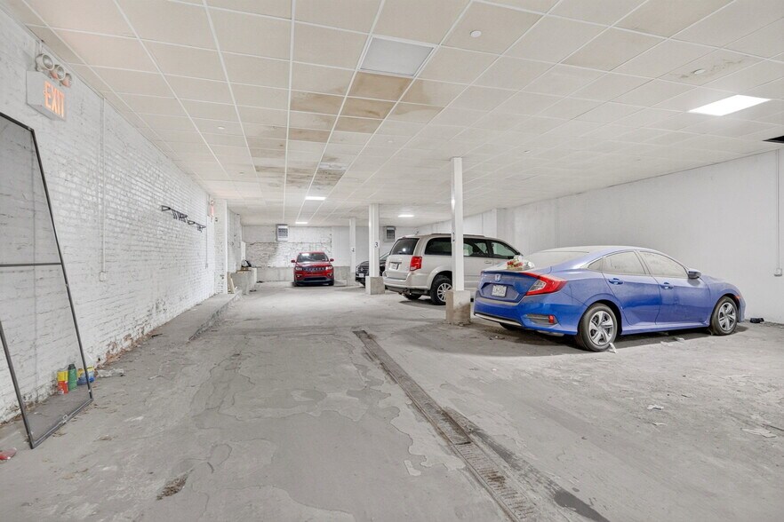 More Photos Of 83 Beaver St, Albany Apartments For Sale