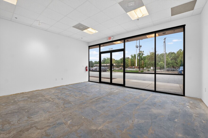 More Photos Of 8610-8648 Mexico Rd, O'Fallon Unknown For Lease