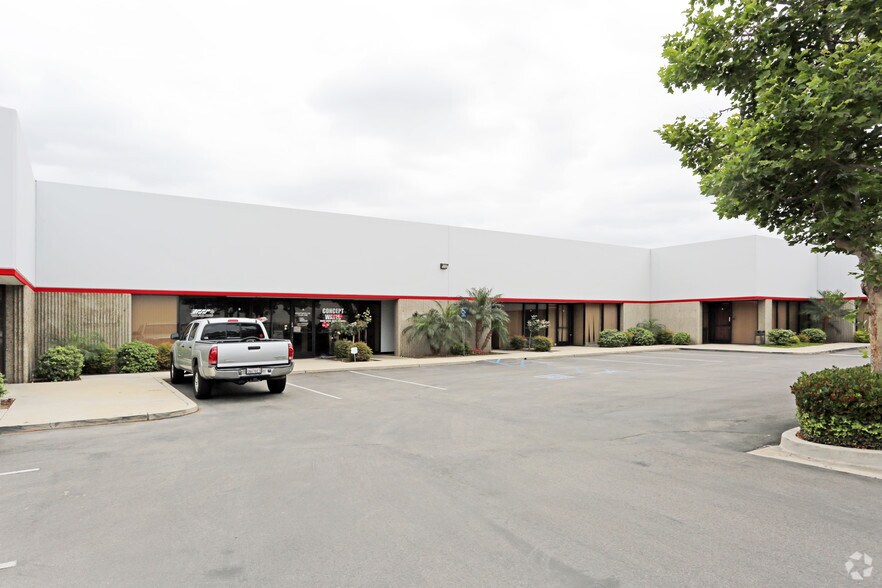 More Photos Of 1890 E Miraloma Ave, Placentia Unknown For Lease