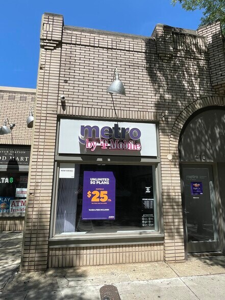 More Photos Of 406-416 Church St, Decatur Storefront For Lease