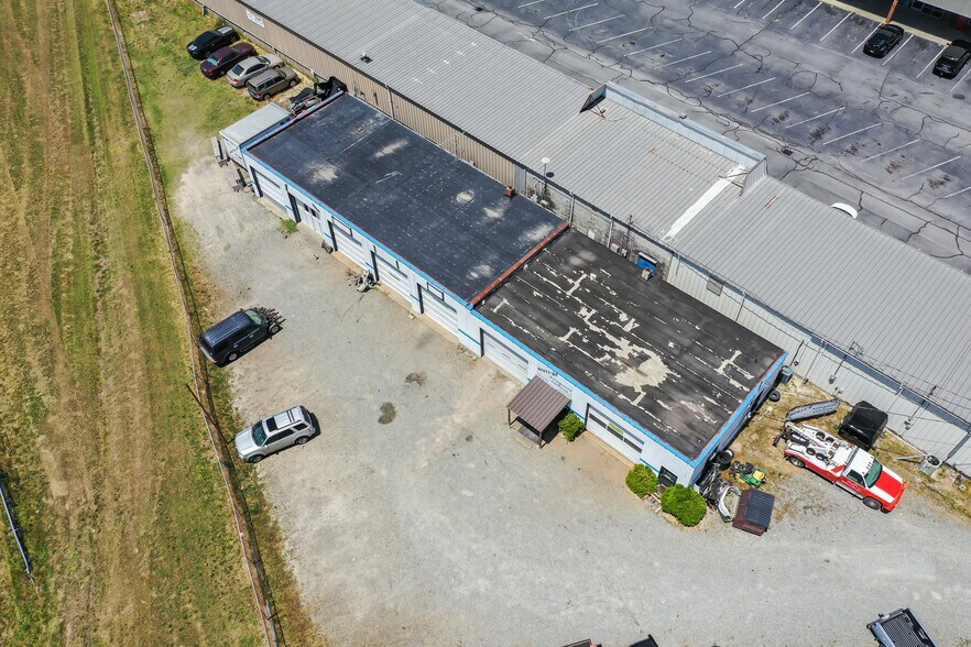 More Photos Of 1001 N Berkeley Blvd, Goldsboro Auto Repair For Sale