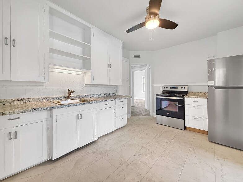 More Photos Of 1818 7th Ave, Lewiston Apartments For Sale