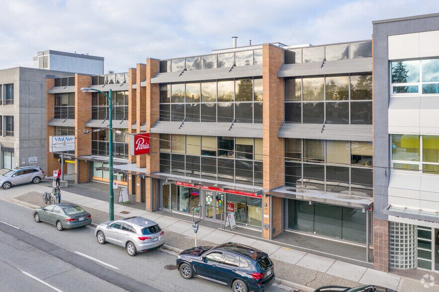 More Photos Of 1861-1869 Broadway W, Vancouver Medical For Lease