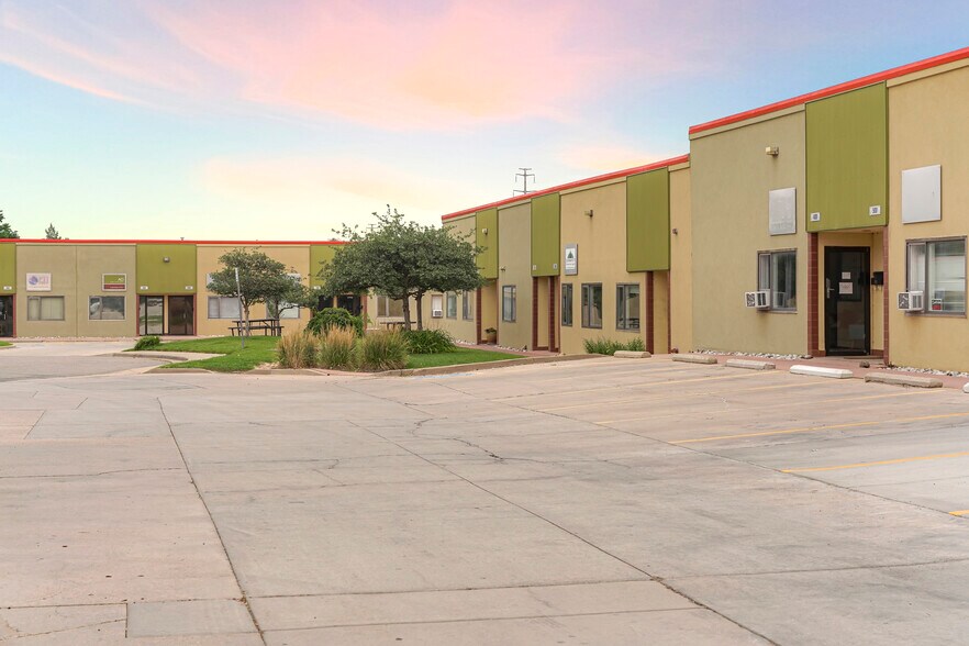 More Photos Of 2805-2825 Wilderness Pl, Boulder Warehouse For Lease