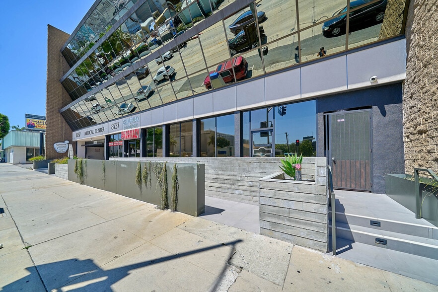 More Photos Of 8737 Beverly Blvd, West Hollywood Medical For Sale