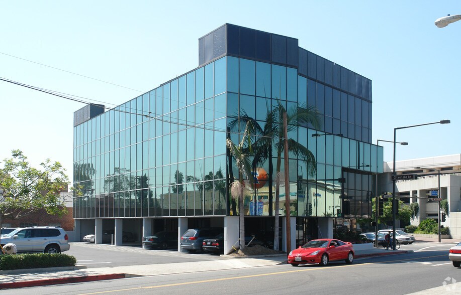 More Photos Of 144 N Glendale Ave, Glendale Office For Lease