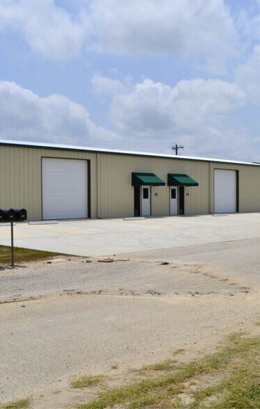 More Photos Of 10500 State Highway 30, College Station Industrial For Lease