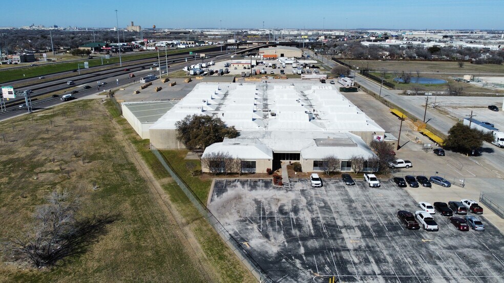 Primary Photo Of 2817 Braswell Dr, Fort Worth Distribution For Lease