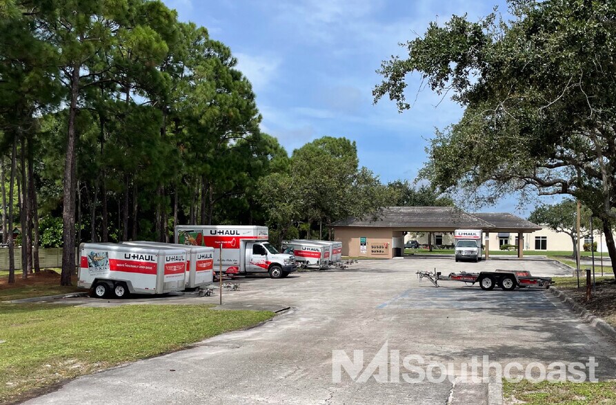 More Photos Of 10425 S Us-1 Hwy, Port Saint Lucie General Retail For Sale