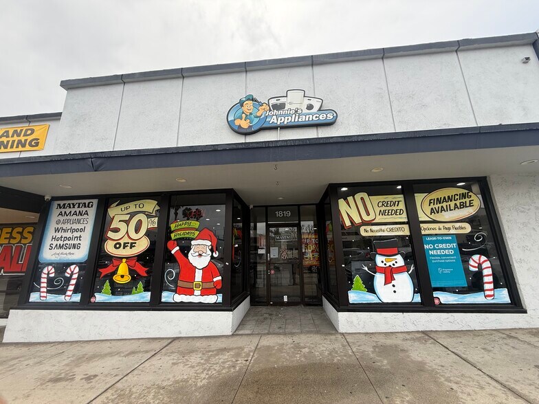 Primary Photo Of 1819 Redondo Ave, Signal Hill Storefront For Lease