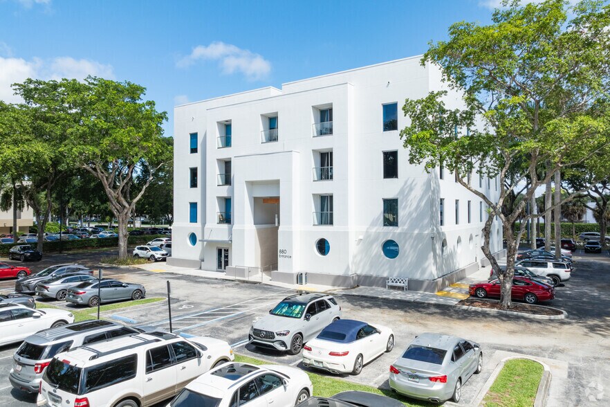 More Photos Of 880 NW 13th St, Boca Raton Medical For Lease