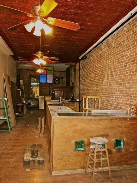 More Photos Of 716 10th Ave, New York Apartments For Lease