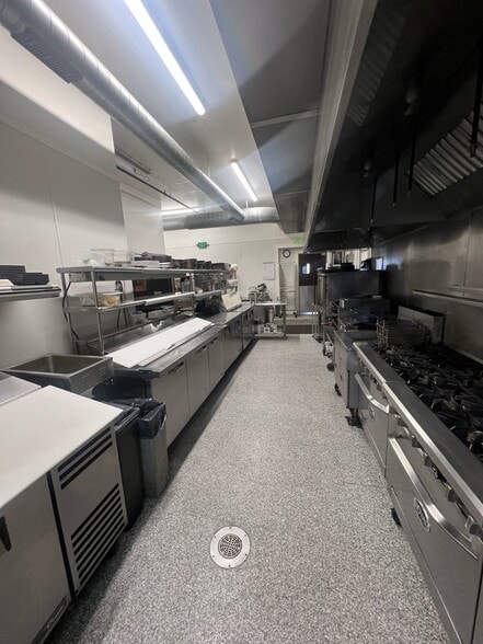 More Photos Of 1200 Portland Rd, Arundel Freestanding For Sale