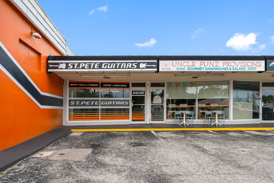 More Photos Of 6630 Gulf Blvd, St Pete Beach Storefront Retail Office For Sale