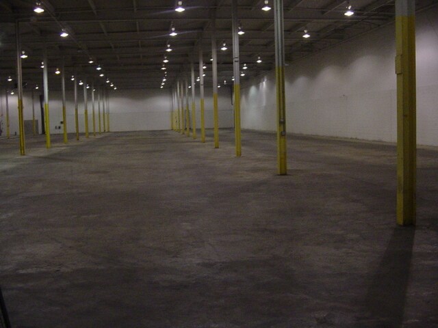 More Photos Of 125 Old Gate Ln, Milford Distribution For Lease