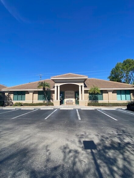 More Photos Of 5691-5695 Naples Blvd, Naples Medical For Sale