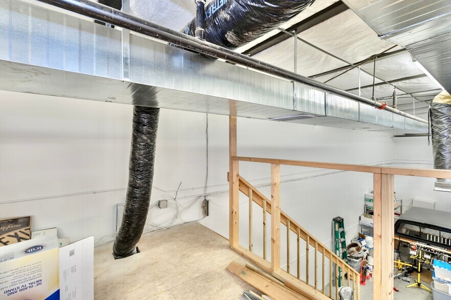 More Photos Of 9903 Titan Ct, Littleton Warehouse For Lease